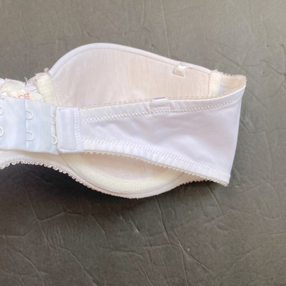 Lily of France White Strapless Push-up Bra in Size 34C - Picture 4 of 9